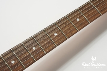 Classic Vibe ’60s Stratocaster - Lake Placid Blue